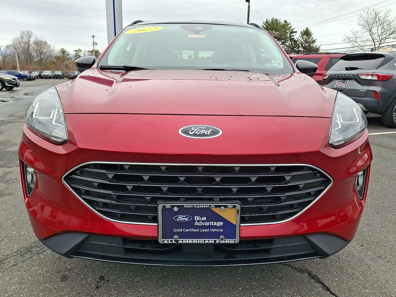 Certified 2022 Ford Escape SEL w/ SEL Stealth AWD Package image 3