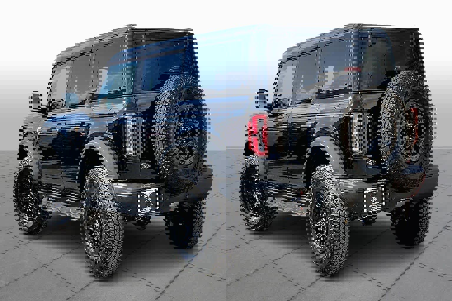 Certified 2025 Ford Bronco Badlands image 4