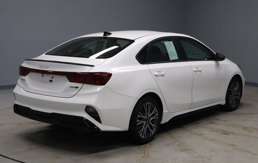 Used 2024 Kia Forte GT-Line w/ GT-Line Premium Package image 5