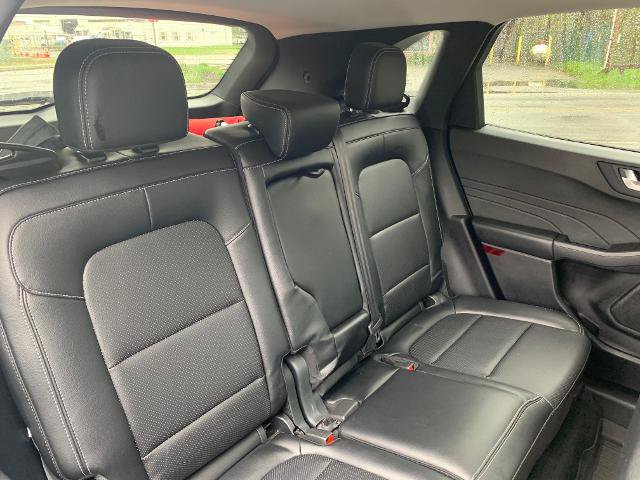 Certified 2022 Ford Escape SEL AWD/4WD image 11