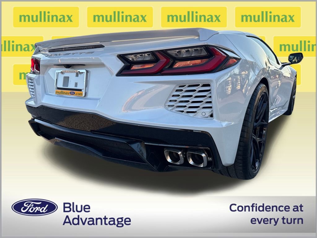 Used 2023 Chevrolet Corvette Stingray Preferred Conv w/ Chrome Exterior Badge Package image 3