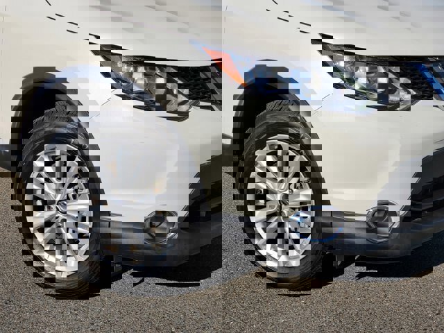 Used 2019 Nissan Rogue Sport SV w/ Technology Package image 9