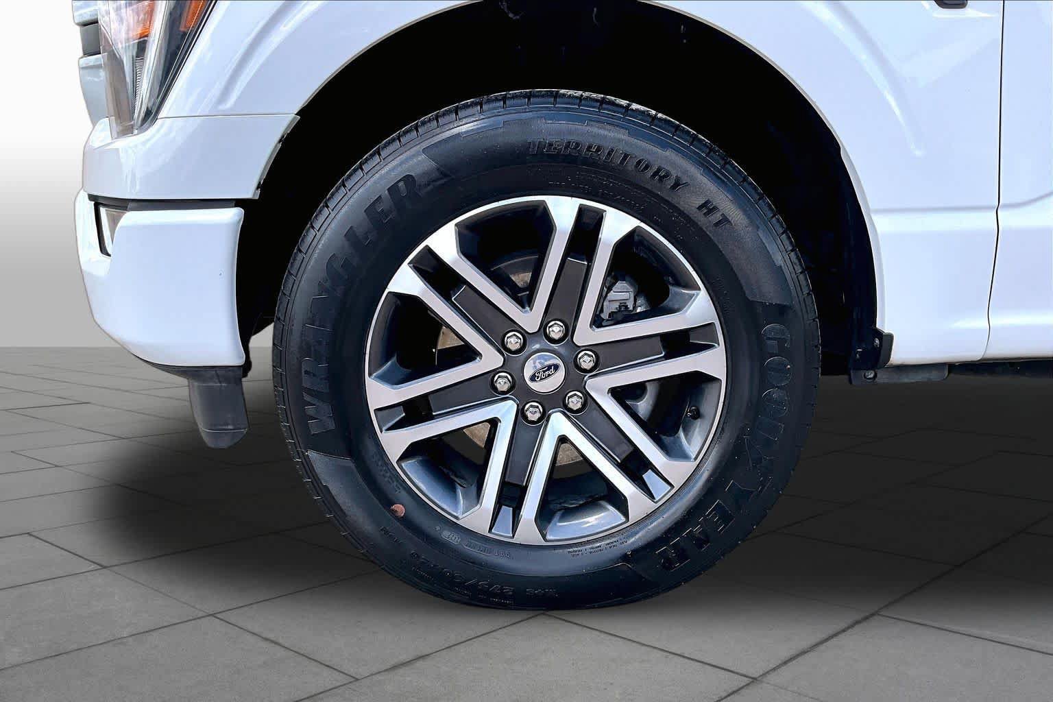 Certified 2023 Ford F150 XL w/ STX Appearance Package RWD image 9