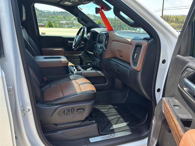 Used 2019 Chevrolet Silverado 1500 High Country w/ High Country Premium Package image 18