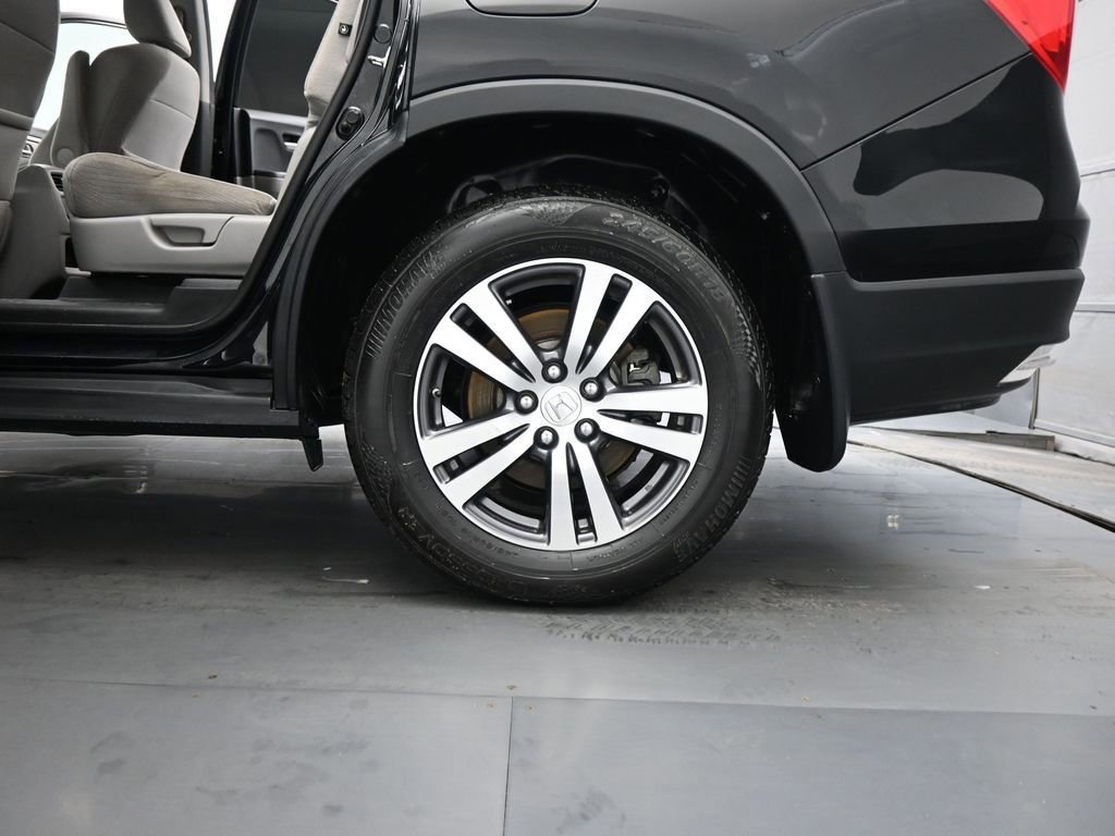 Used 2017 Honda Pilot EX image 46