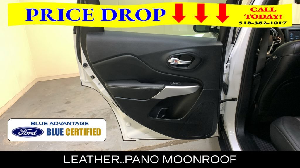 Used 2022 Jeep Cherokee Latitude w/ Sun & Sound Group AWD/4WD image 18