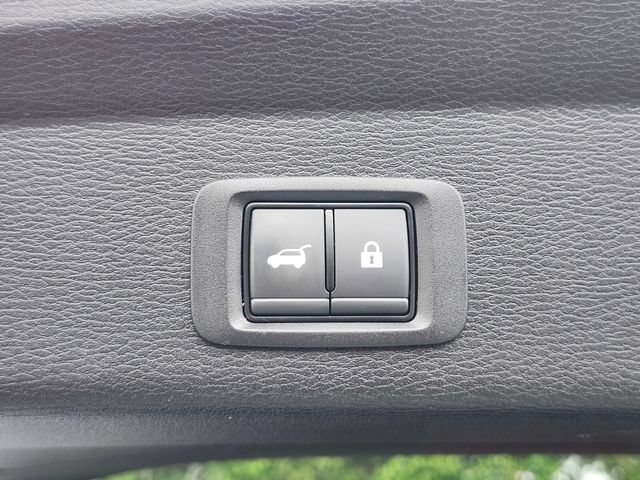 Used 2022 Mitsubishi Outlander SEL AWD/4WD image 33