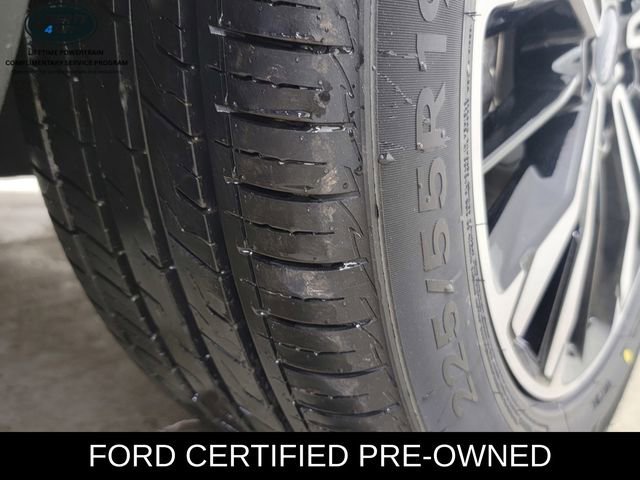 Certified 2022 Ford Escape SE w/ SE Sport Appearance Package AWD/4WD image 11