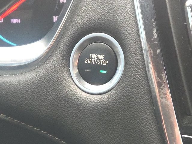 Used 2023 Chevrolet Traverse LT FWD image 43