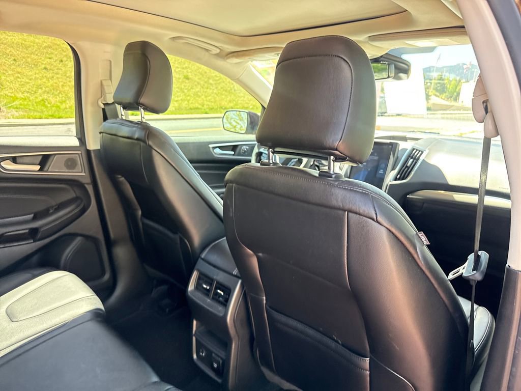 Certified 2022 Ford Edge Titanium w/ Class II Trailer Tow Package AWD/4WD image 24