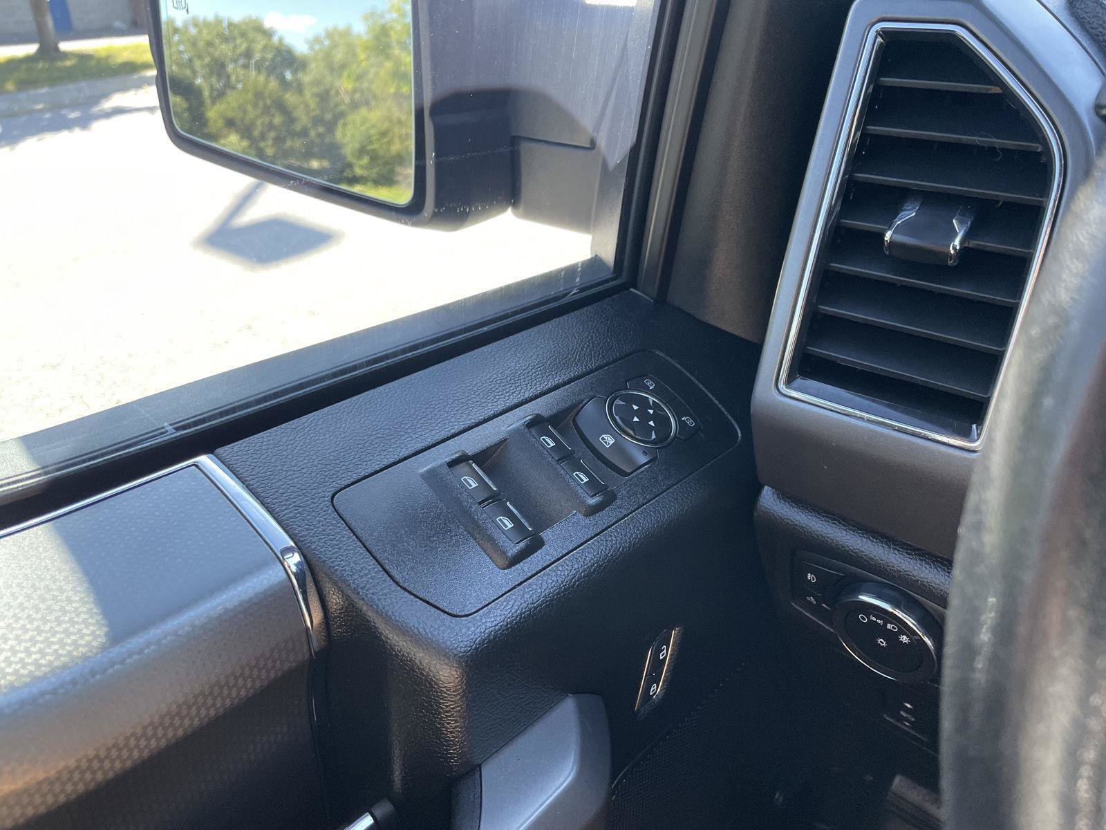 Certified 2017 Ford F150 XLT w/ Equipment Group 302A Luxury AWD/4WD image 32