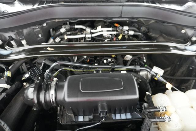 Certified 2021 Ford Explorer Limited w/ Equipment Group 301A image 30
