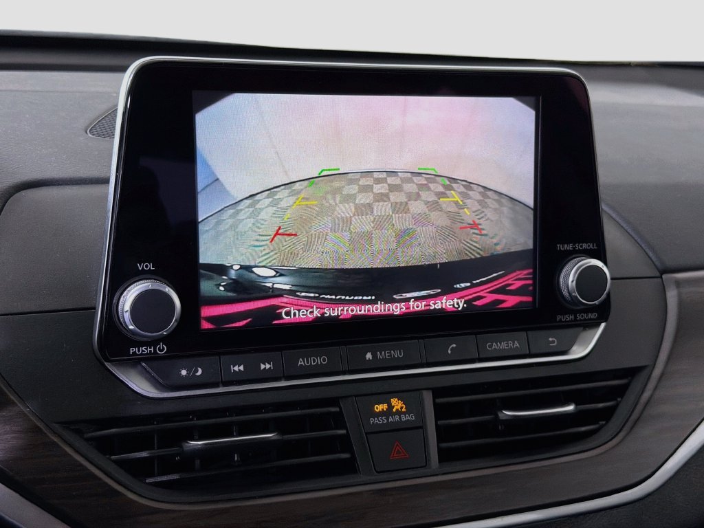 Used 2025 Nissan Altima 2.5 SV FWD image 18