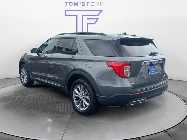 Certified 2023 Ford Explorer XLT w/ Equipment Group 202A AWD/4WD image 4