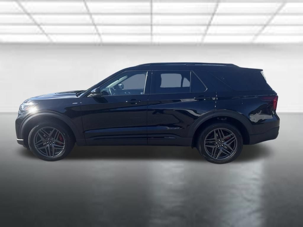 Certified 2025 Ford Explorer ST-Line w/ ST-Line Street Pack AWD/4WD image 10
