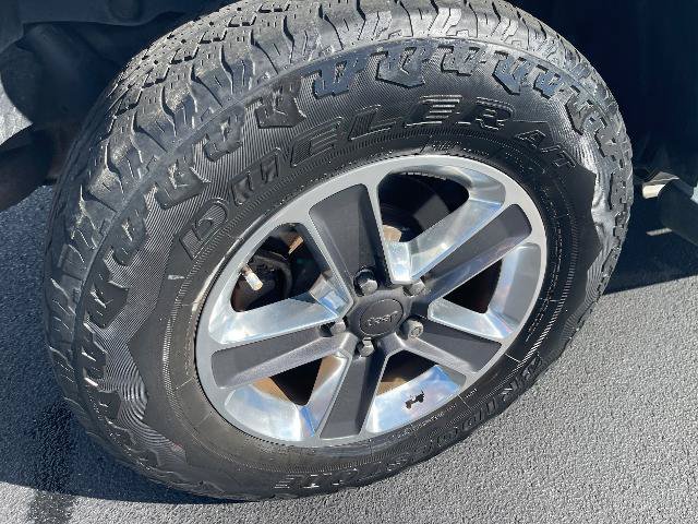 Used 2019 Jeep Wrangler Unlimited Sahara AWD/4WD image 12