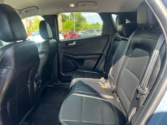 Certified 2023 Ford Escape Platinum AWD/4WD image 18