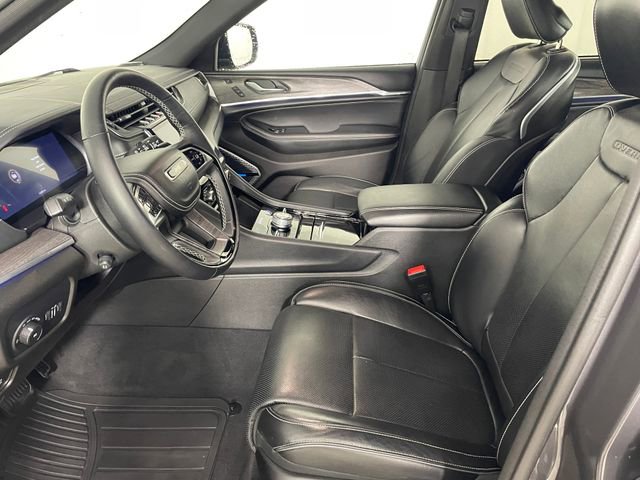 Used 2024 Jeep Grand Cherokee Overland w/ Adv Protech Group III image 2