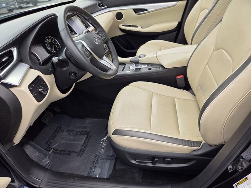 Used 2020 INFINITI QX50 Essential w/ Convenience Package FWD image 10