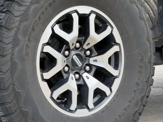 Certified 2022 Ford F150 Raptor w/ Equipment Group 801A High AWD/4WD image 15