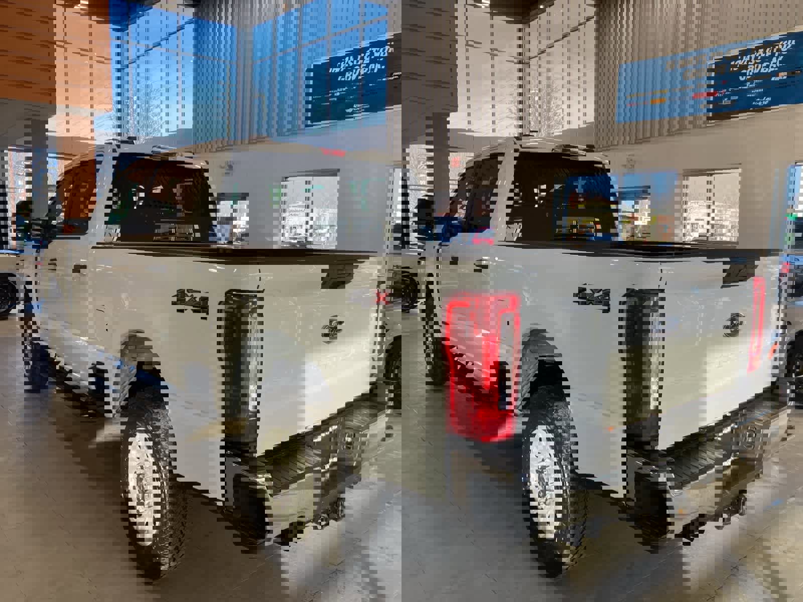 Certified 2024 Ford F250 XLT image 3