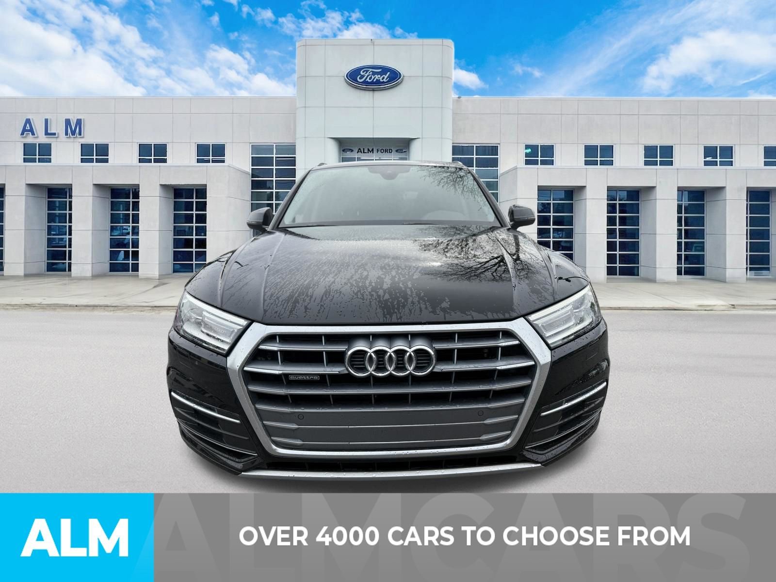 Used 2020 Audi Q5 2.0T Premium w/ Convenience Package AWD/4WD image 2