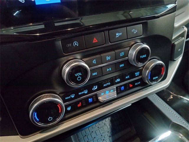 Certified 2024 Ford Expedition XLT image 28