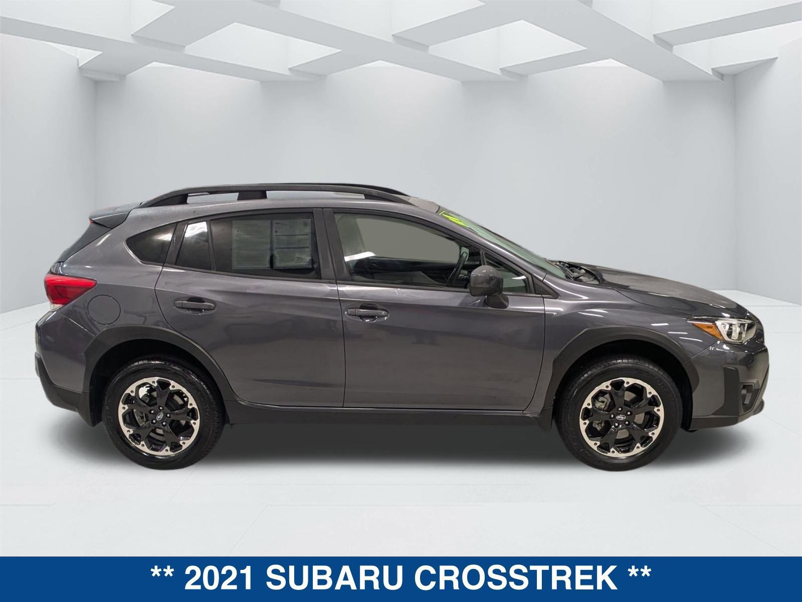 Used 2021 Subaru Crosstrek 2.0i Premium w/ Moonroof Package image 5
