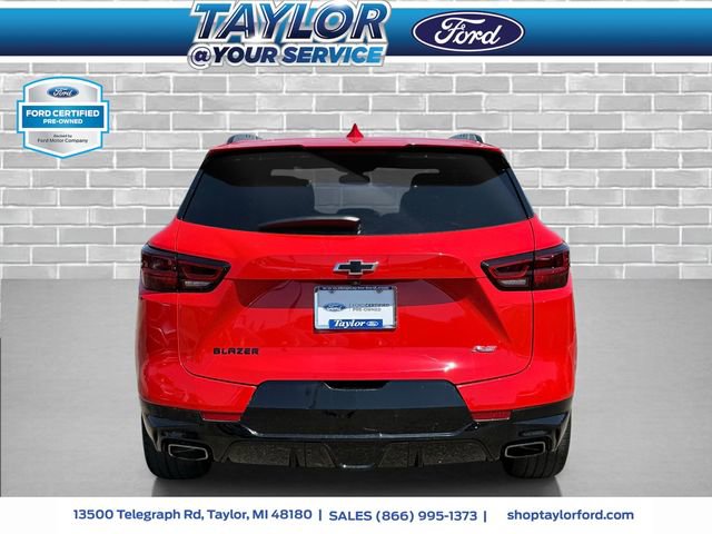 Used 2023 Chevrolet Blazer RS w/ Enhanced Convenience Package FWD image 4
