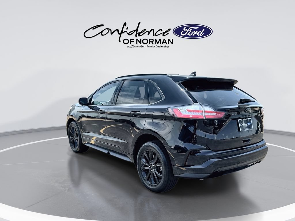 Certified 2024 Ford Edge SE w/ Black Appearance Package AWD/4WD image 6