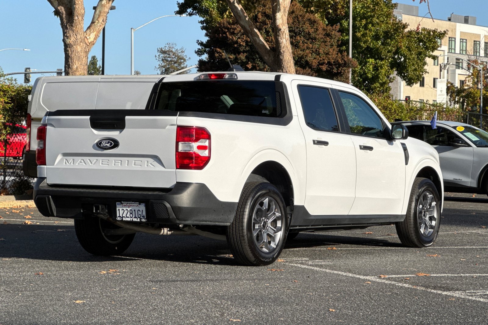 Certified 2026 Ford Maverick XLT w/ Equipment Group 301A AWD/4WD image 4