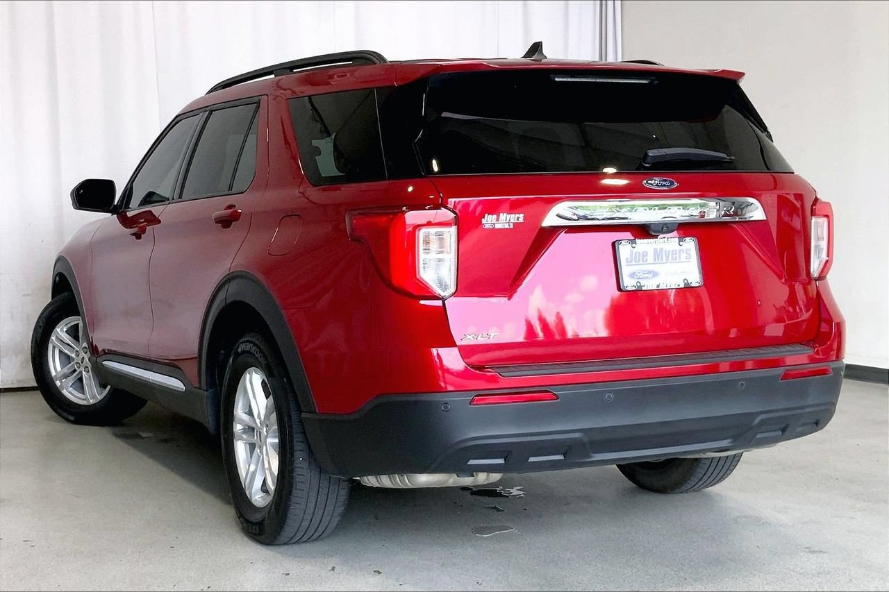 Certified 2023 Ford Explorer XLT RWD image 10