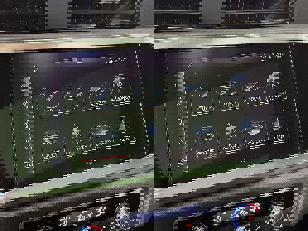 Used 2024 Audi Q3 2.0T Premium image 17