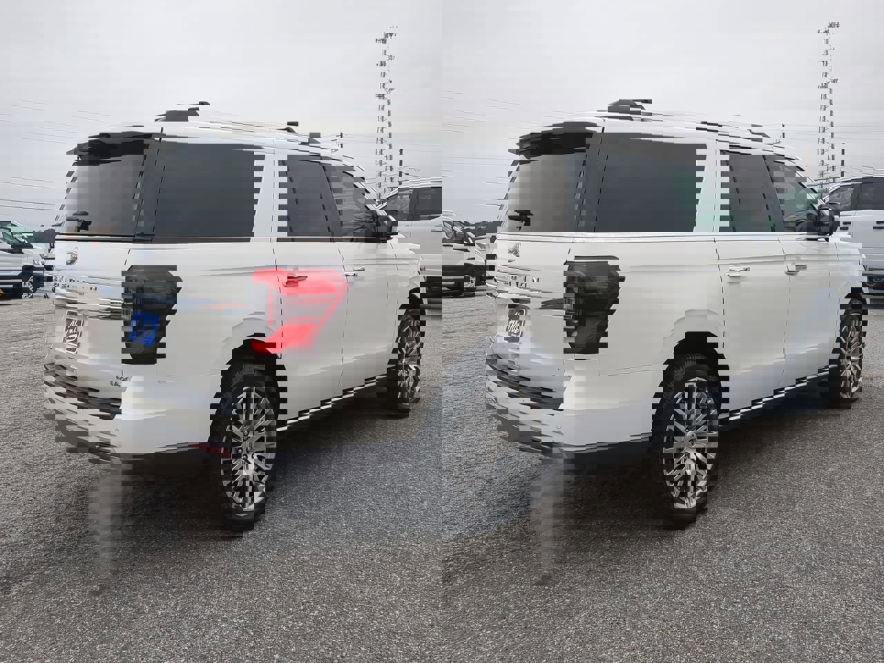 Certified 2023 Ford Expedition Max Limited image 3