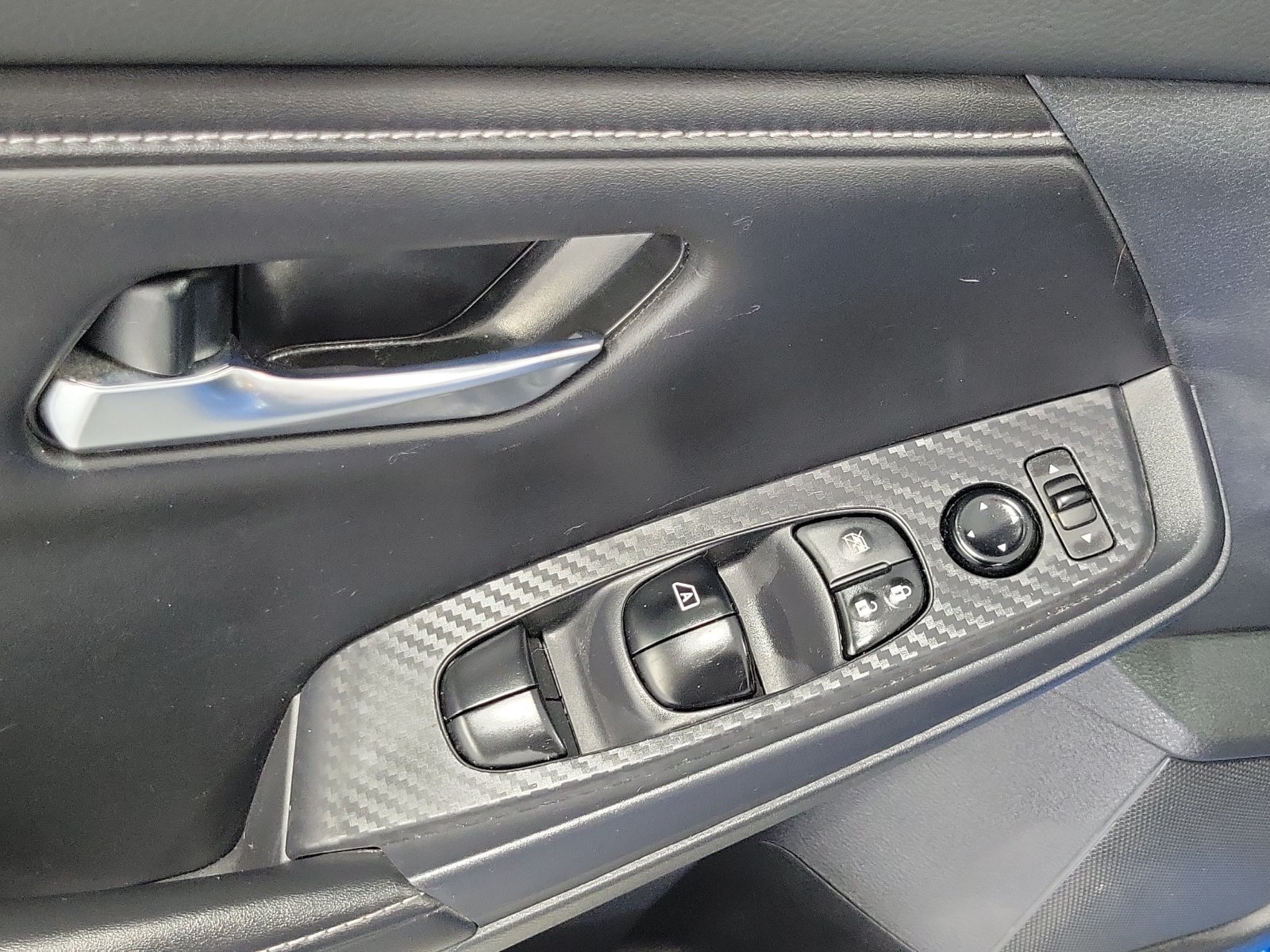 Used 2022 Nissan Sentra SV FWD image 7