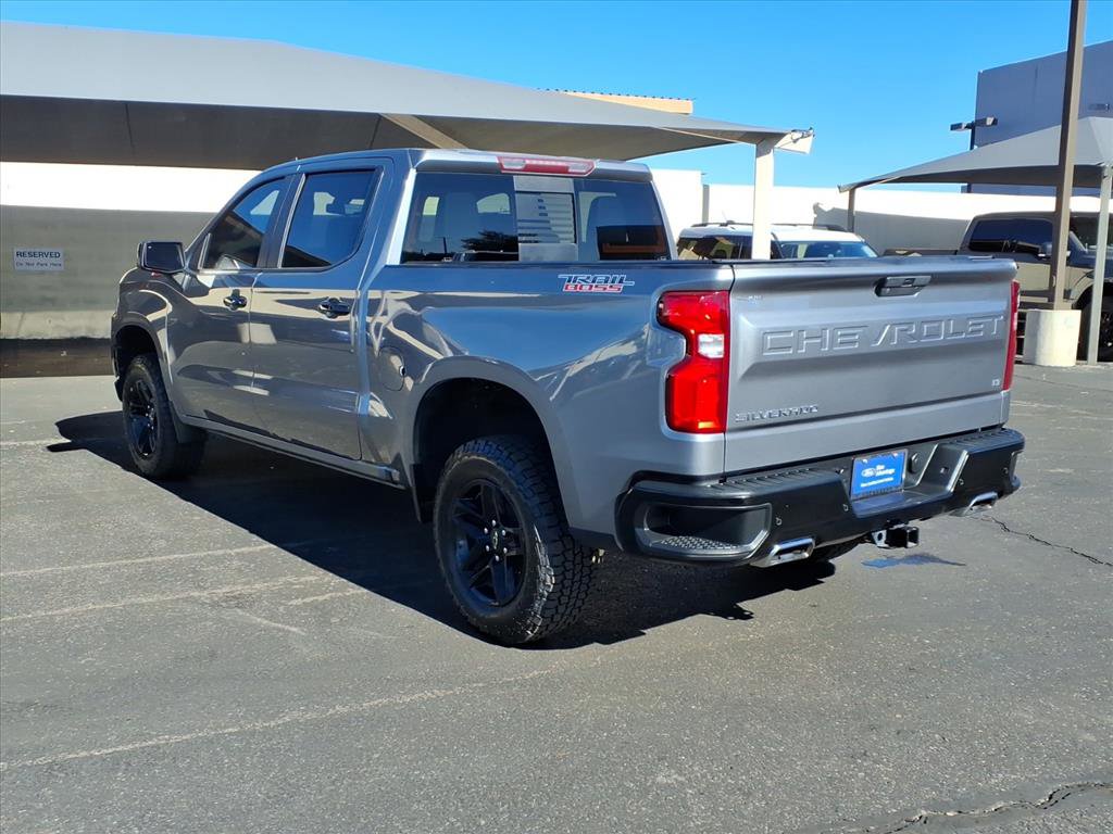 Used 2021 Chevrolet Silverado 1500 LT Trail Boss w/ Convenience Package II image 4