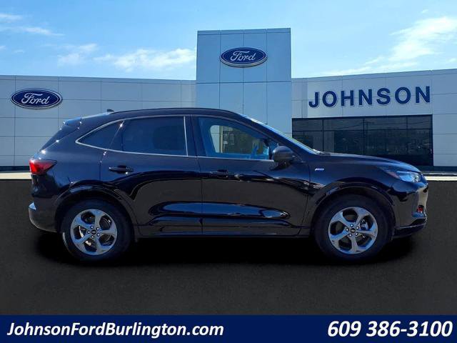 Certified 2024 Ford Escape ST-Line w/ Tech Pack #1 AWD/4WD image 8