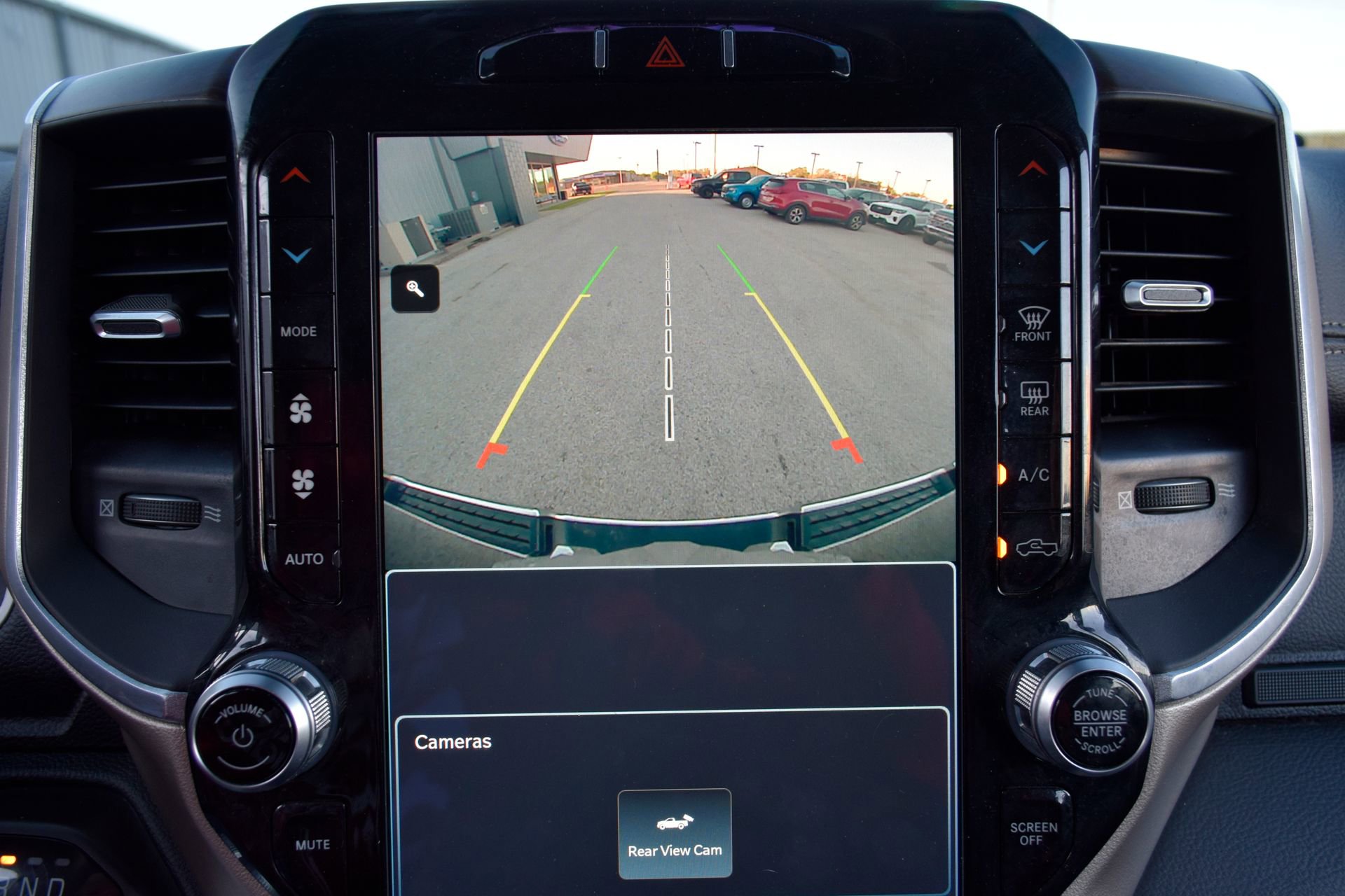 Used 2022 RAM 1500 Laramie image 13