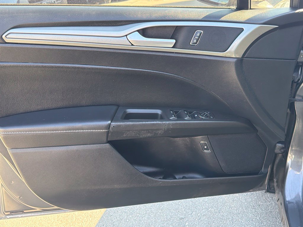 Certified 2019 Ford Fusion SE FWD image 20