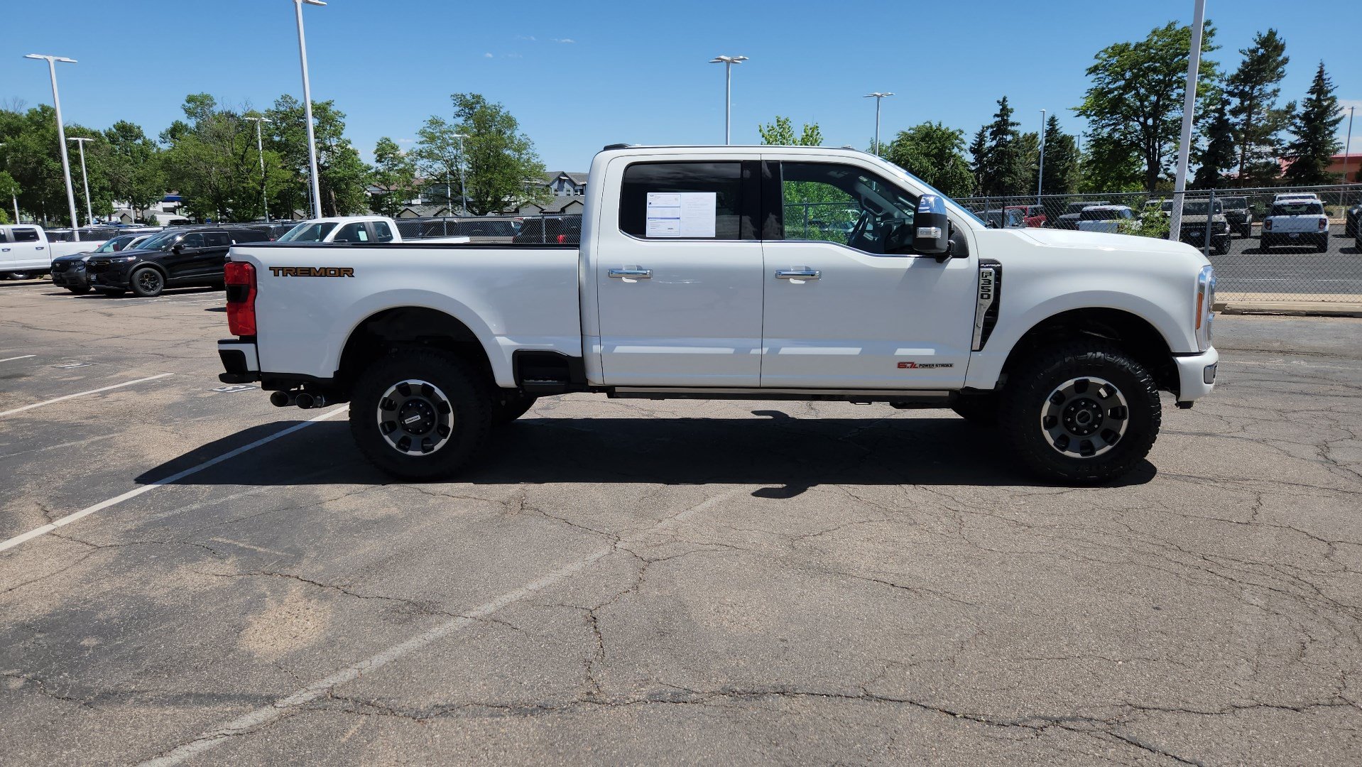 Certified 2023 Ford F350 Platinum w/ Tremor Off-Road Package AWD/4WD image 13