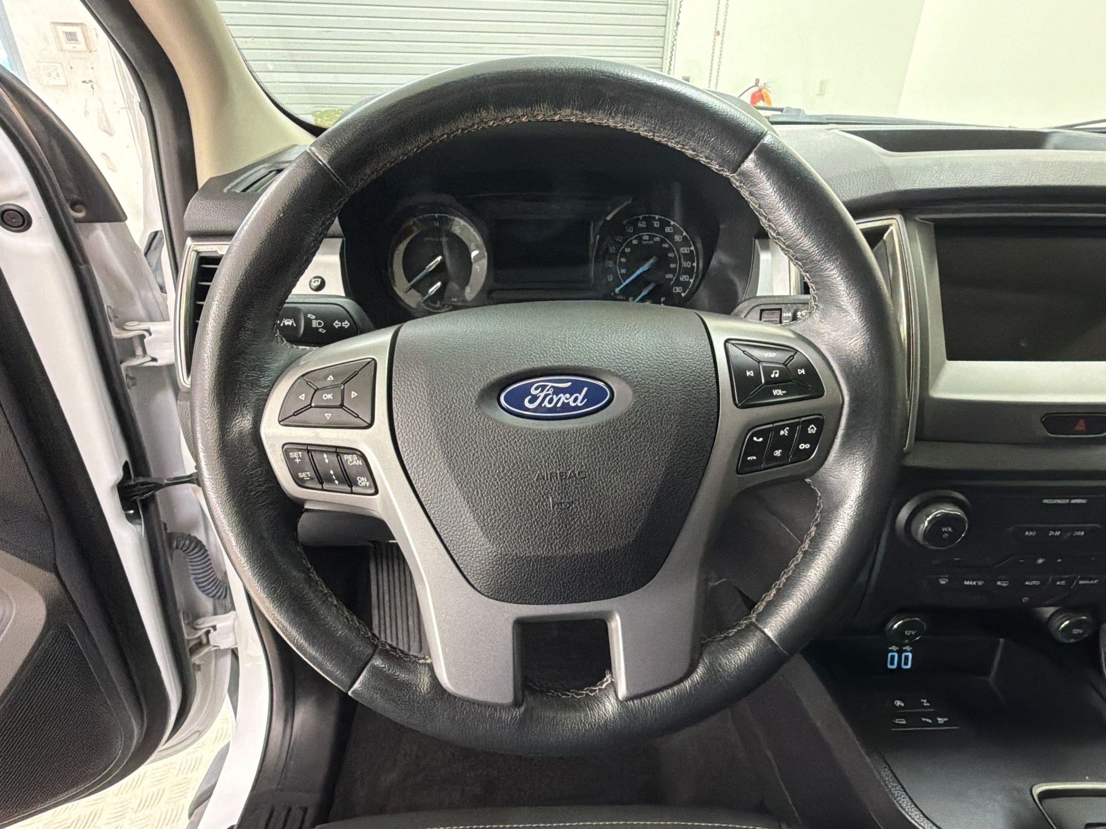 Certified 2020 Ford Ranger XLT w/ Equipment Group 302A Luxury RWD image 17