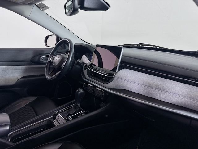 Used 2022 Jeep Compass Latitude w/ Convenience Group image 27