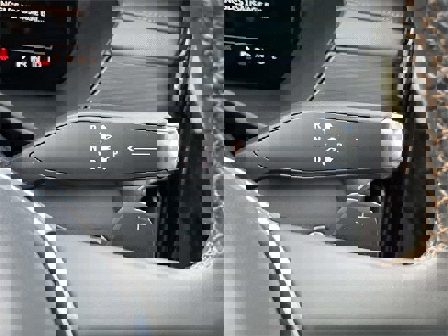 Used 2024 GMC Acadia AT4 w/ Luxury Package image 31