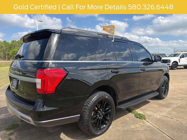 Certified 2024 Ford Expedition XLT RWD image 3