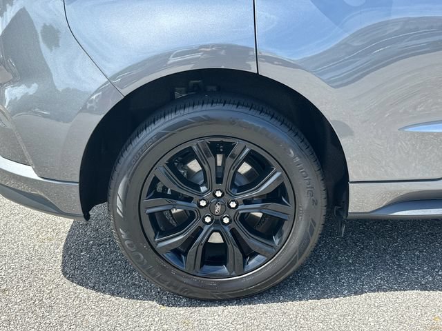 Certified 2024 Ford Edge SE w/ Black Appearance Package AWD/4WD image 17