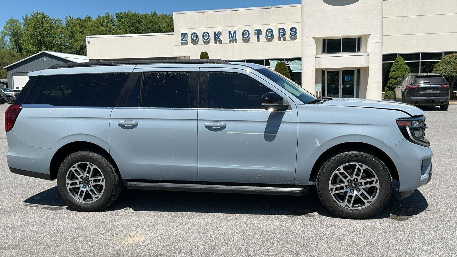 Certified 2026 Ford Expedition Max Active AWD/4WD image 6
