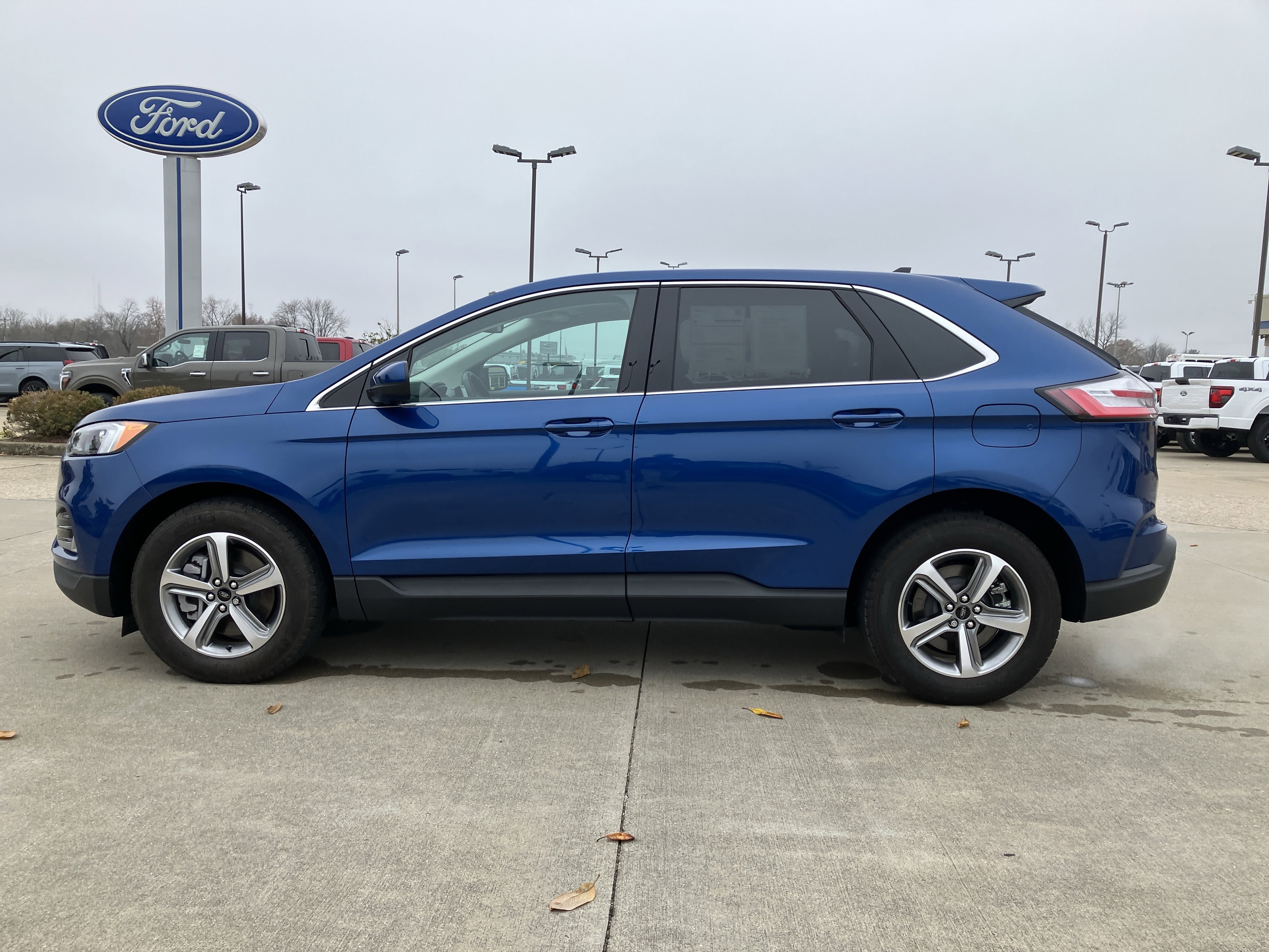 Certified 2024 Ford Edge SEL w/ Convenience Package image 10