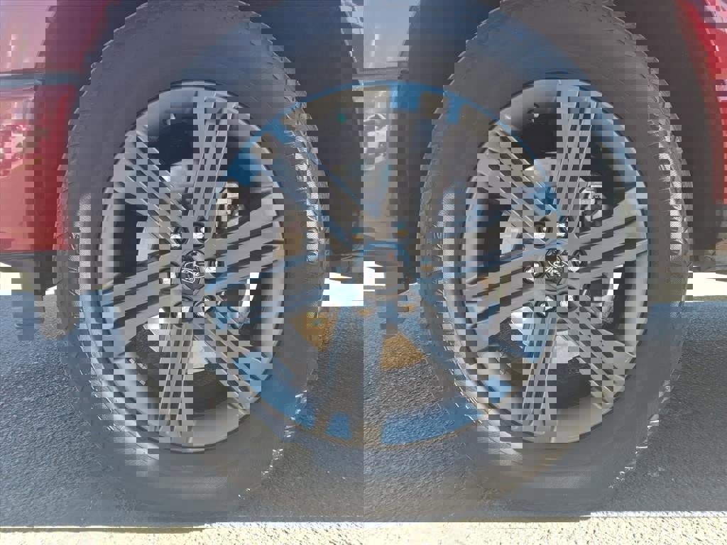 Certified 2023 Ford F150 Lariat w/ Equipment Group 502A High image 9