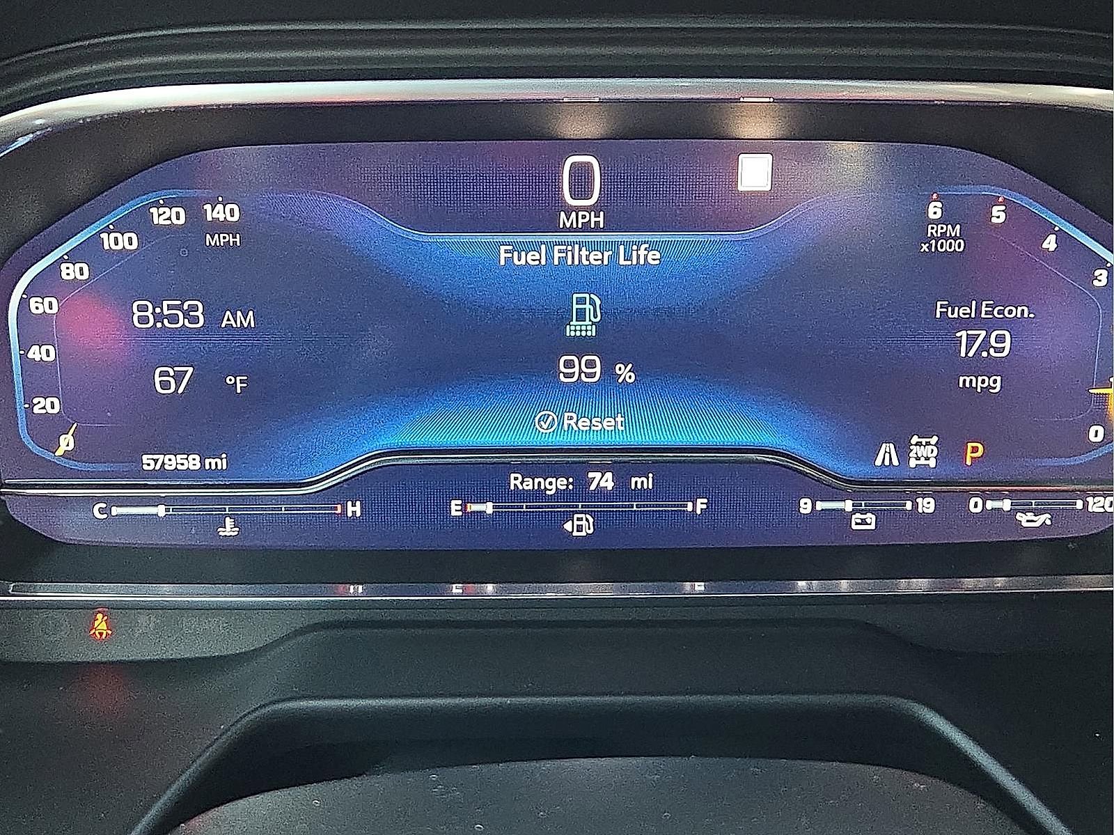 Used 2022 Chevrolet Suburban High Country image 23