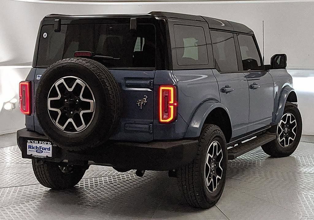 Certified 2024 Ford Bronco Outer Banks AWD/4WD image 3